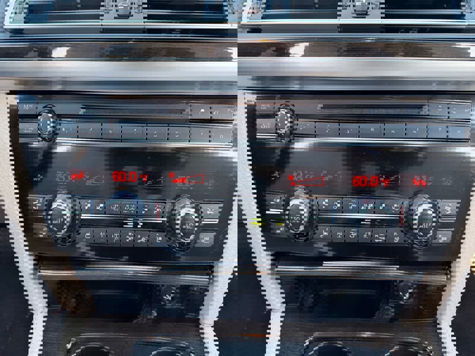 Used 2012 BMW 750Li image 15