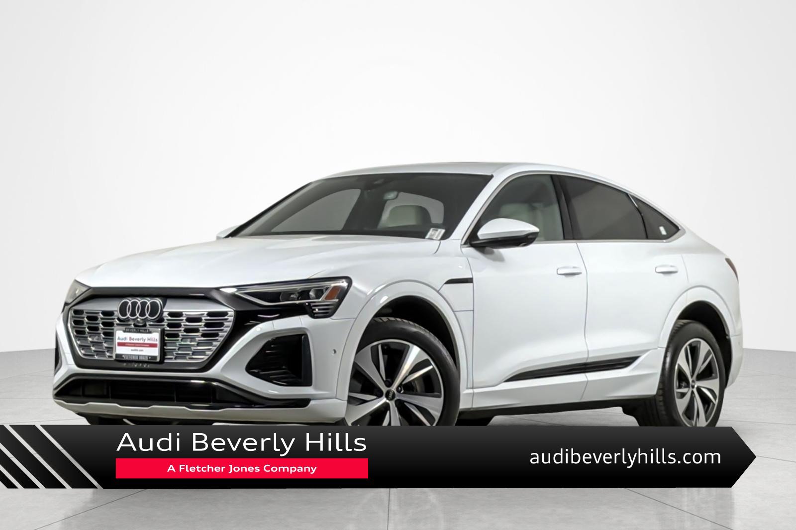 Used 2024 Audi Q8 e-tron Premium Plus w/ Premium Plus Package AWD/4WD image 1