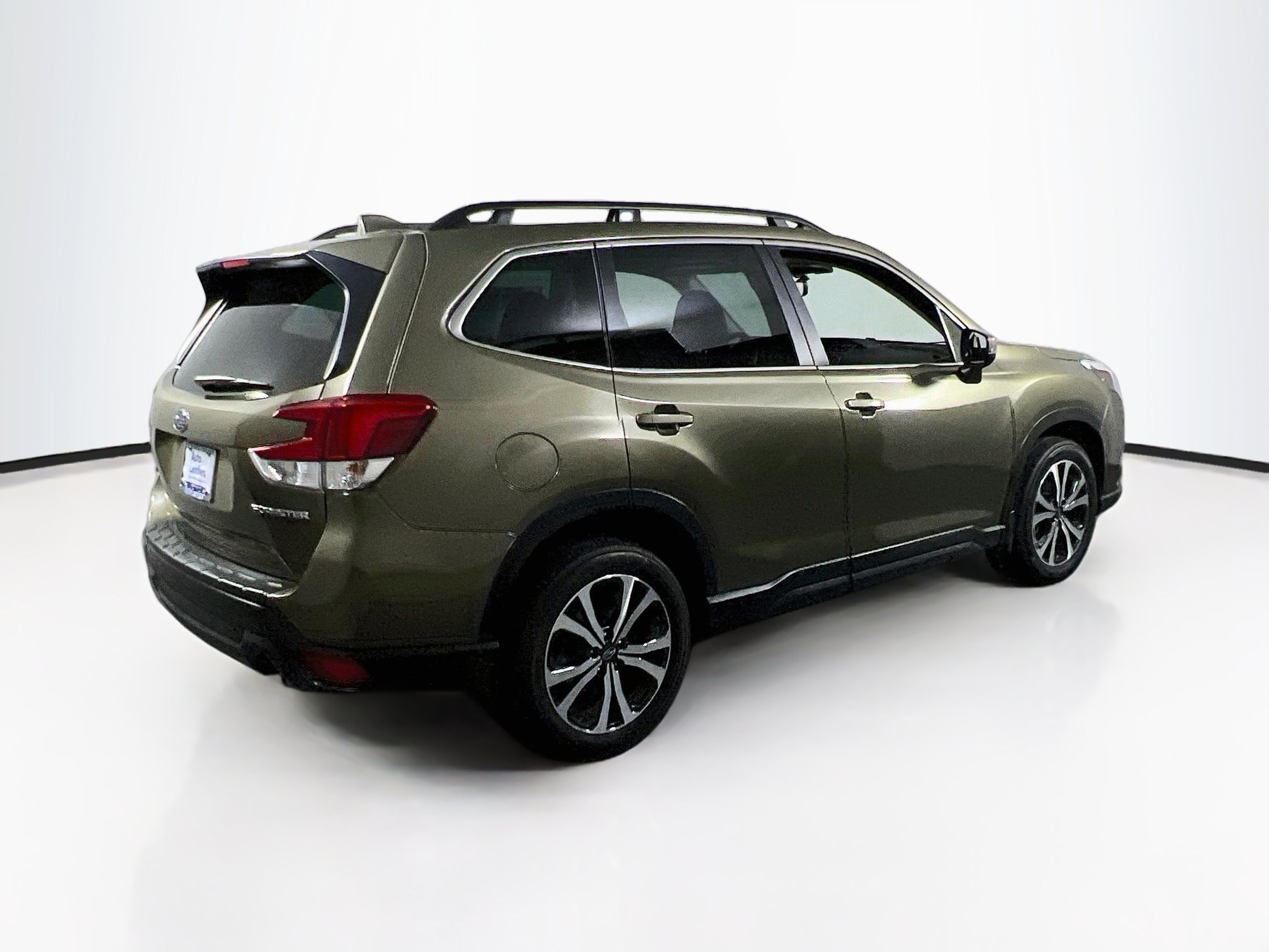 Used 2023 Subaru Forester Limited AWD/4WD image 5