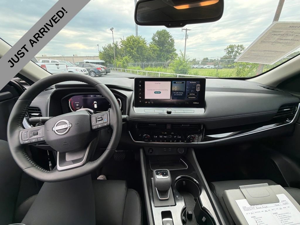 Certified 2025 Nissan Rogue SL w/ Tech Package AWD/4WD image 11