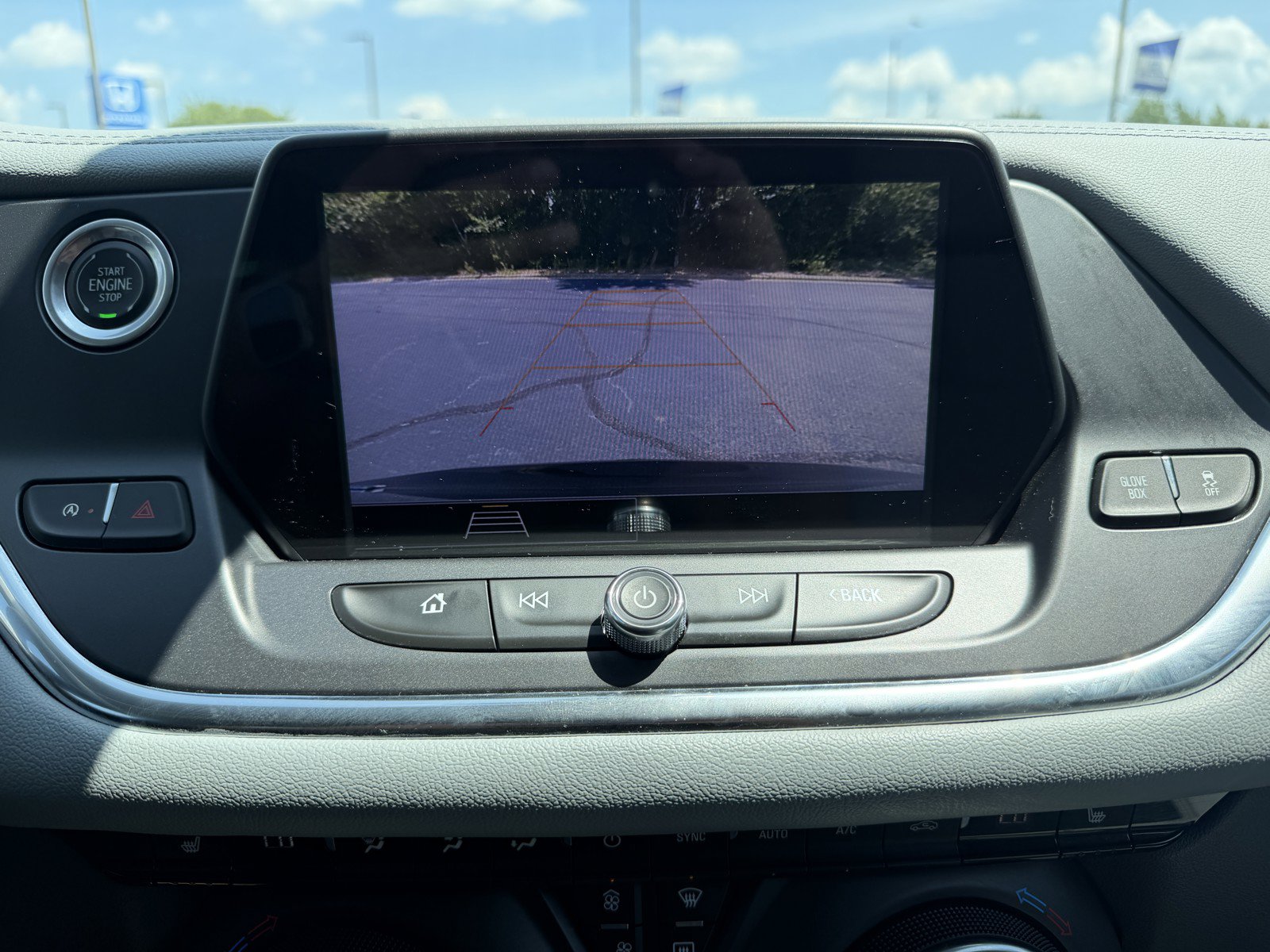 Used 2022 Chevrolet Blazer LT FWD image 27