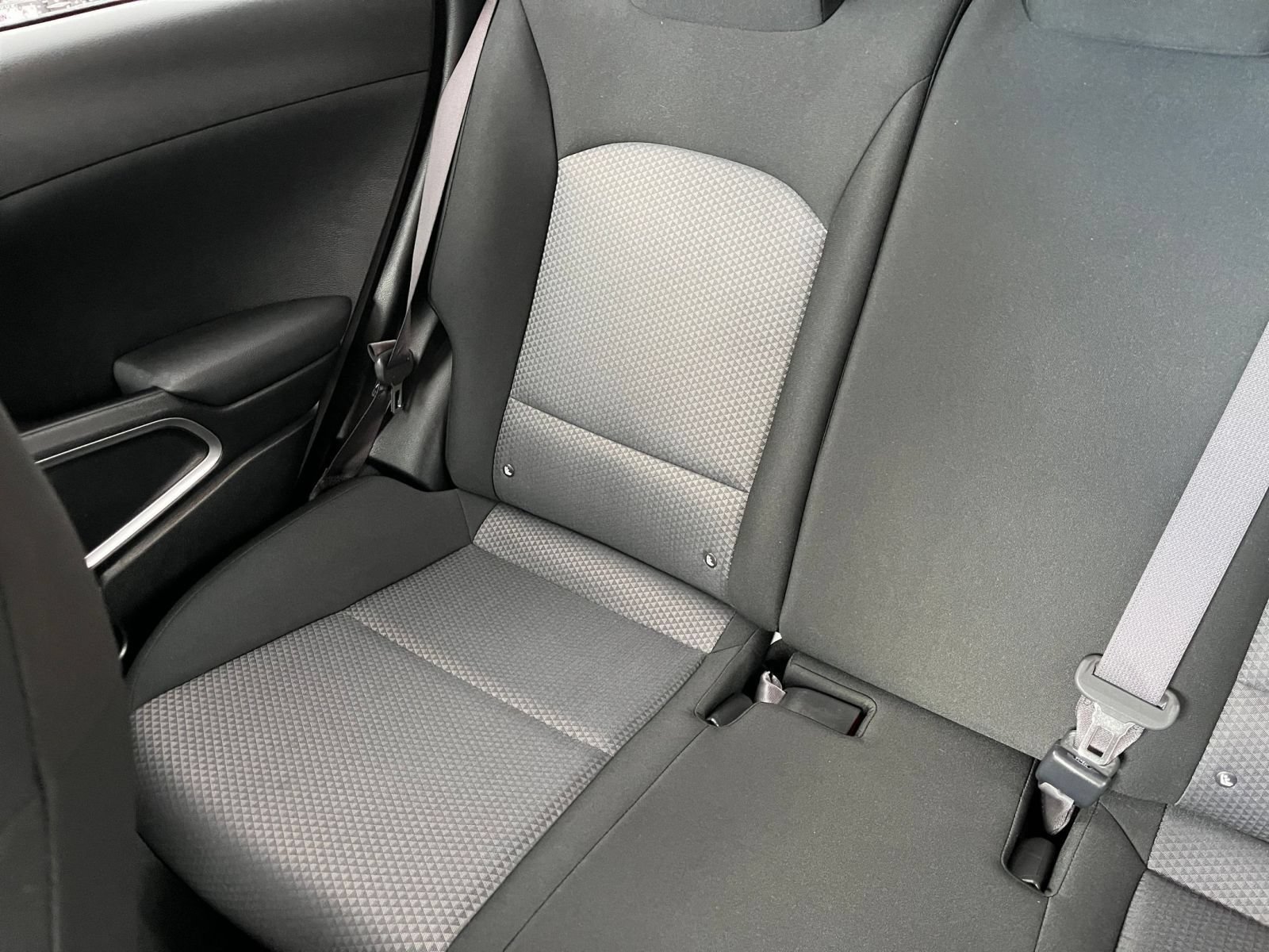 Used 2025 Kia Soul LX w/ LX Technology Package FWD image 38