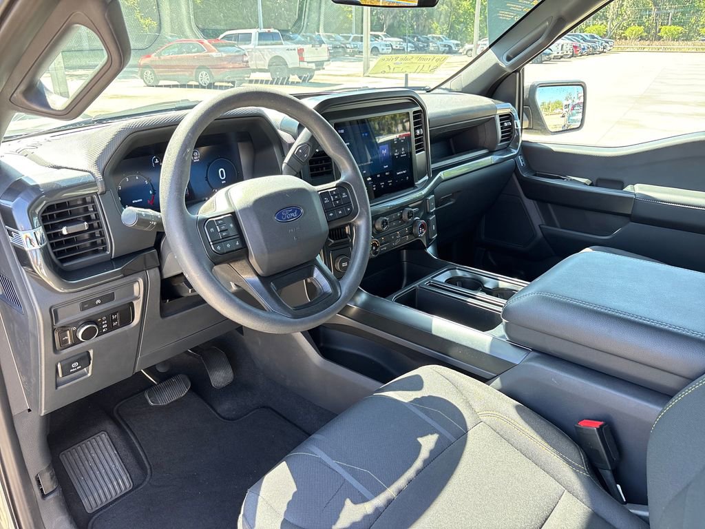 Used 2025 Ford F150 STX RWD image 6