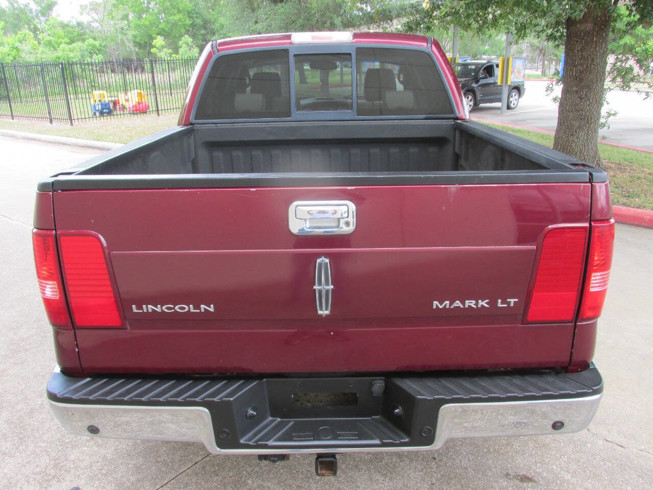 Used 2006 Lincoln Mark LT 2WD image 7