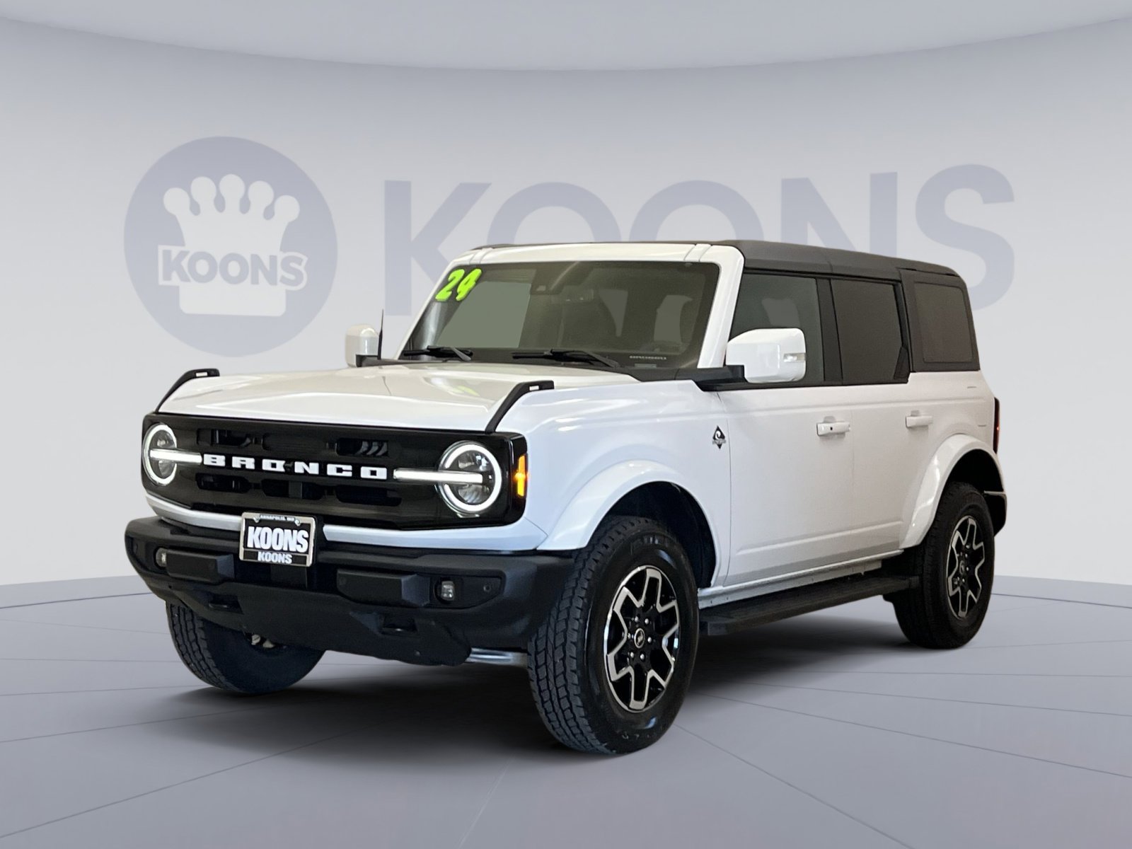 Used 2024 Ford Bronco Outer Banks image 4