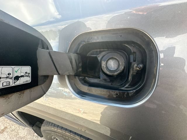 Used 2020 Chevrolet Traverse RS w/ LPO, 'HIT The Road' Package AWD/4WD image 43