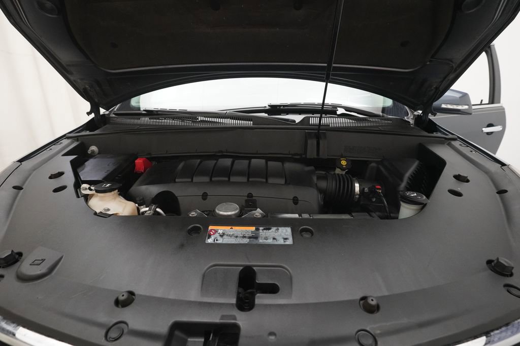 Used 2013 Chevrolet Traverse LTZ image 3
