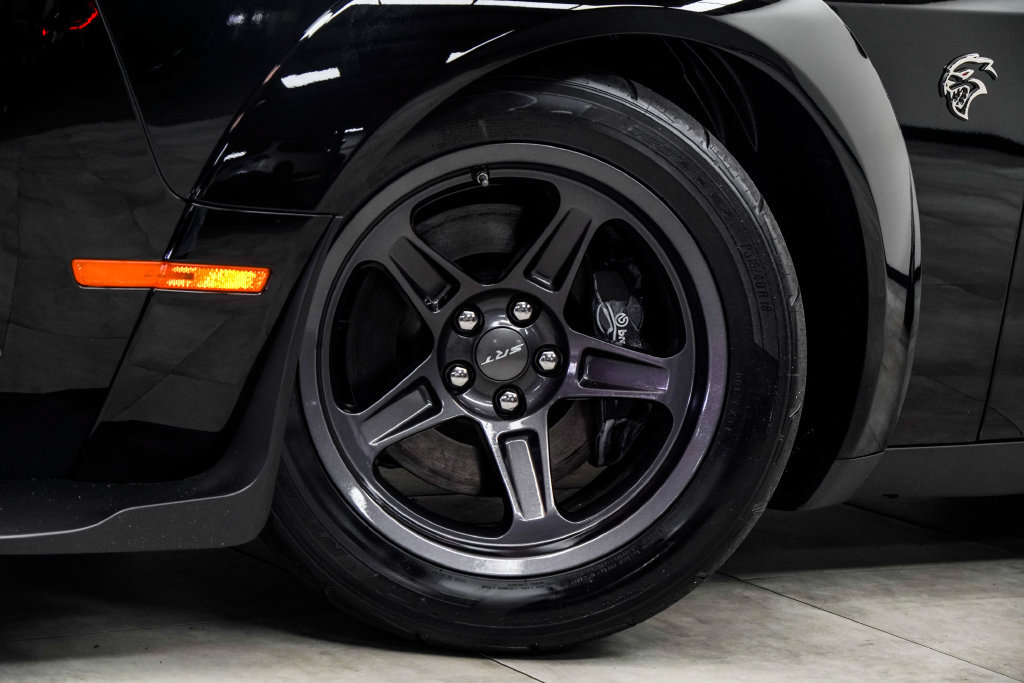 Used 2021 Dodge Challenger SRT Super Stock RWD image 4