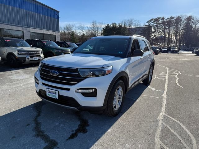 Used 2022 Ford Explorer XLT w/ Equipment Group 202A image 14