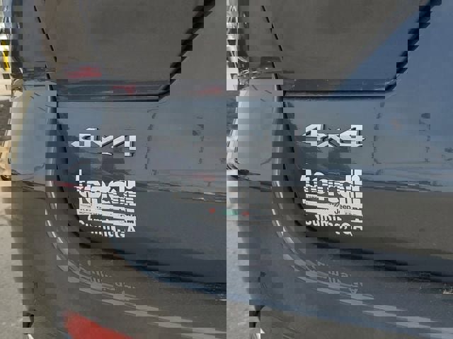 New 2026 Jeep Grand Cherokee Laredo X image 9