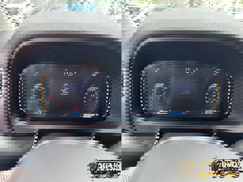 New 2024 Jeep Wagoneer L 4WD w/ HD Trailer Tow Package image 18