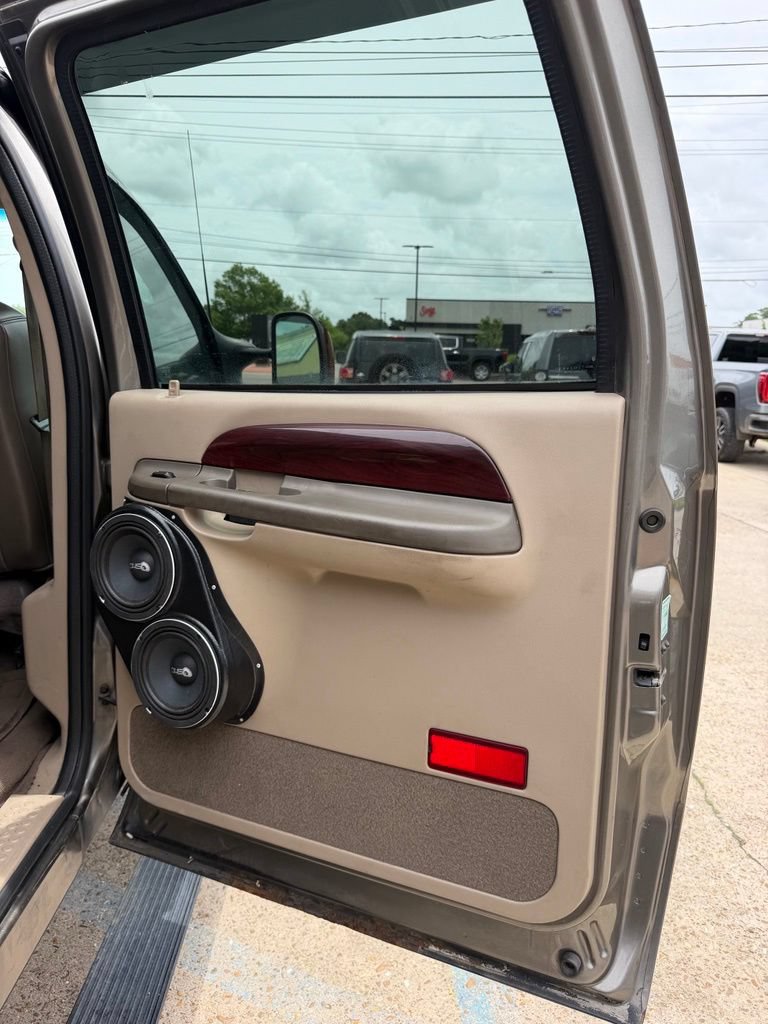 Used 2003 Ford Excursion Eddie Bauer AWD/4WD image 23