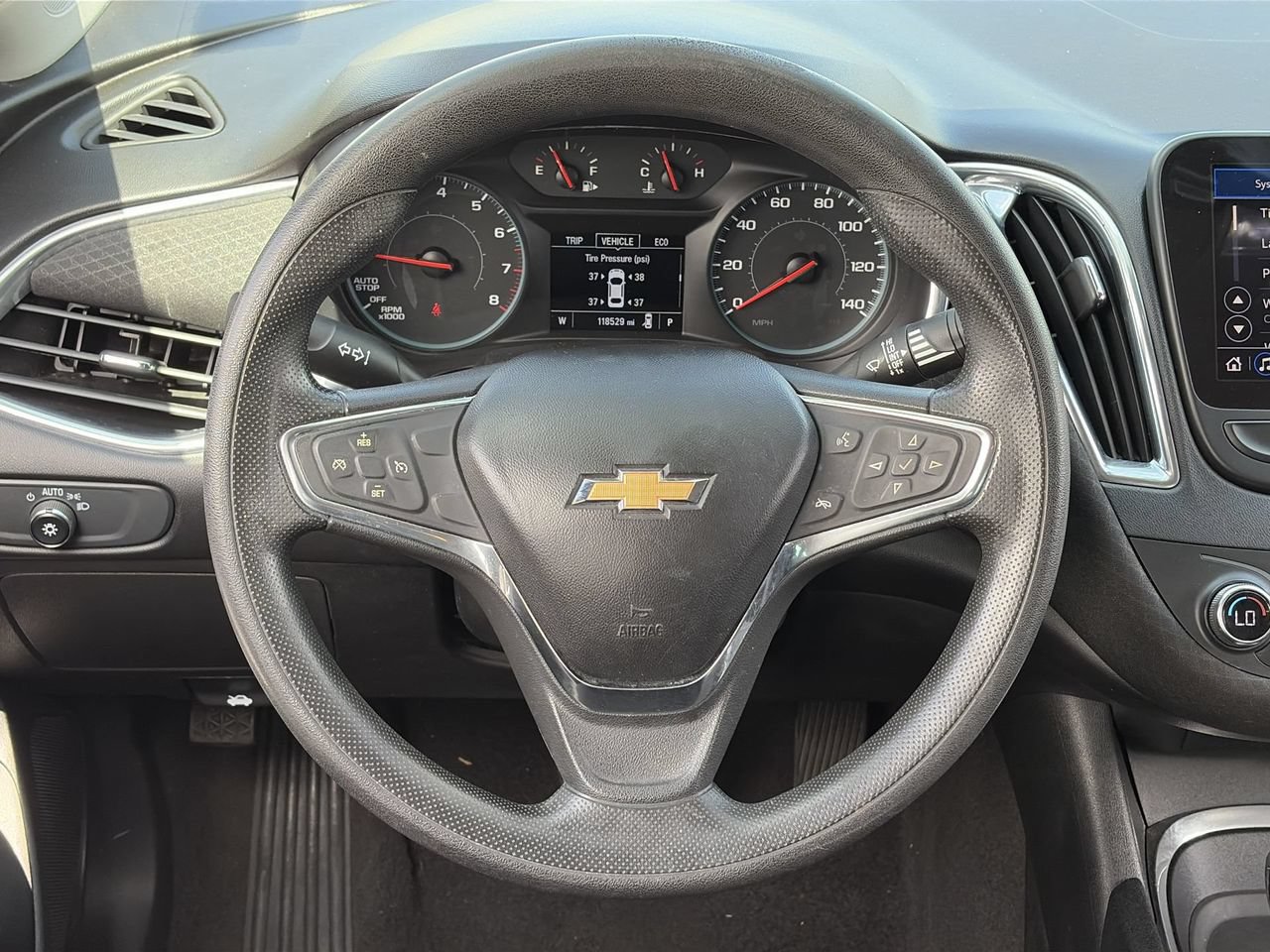 Used 2021 Chevrolet Malibu LT FWD image 21