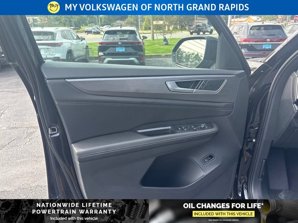 New 2026 Volkswagen Atlas Cross Sport SE AWD/4WD image 11