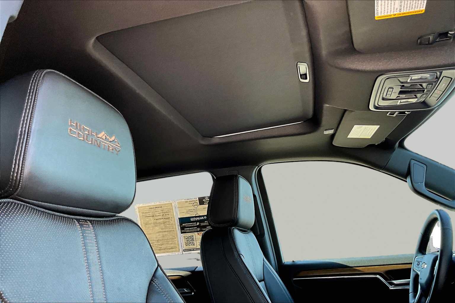 Used 2024 Chevrolet Silverado 1500 High Country w/ High Country Premium Package AWD/4WD image 14