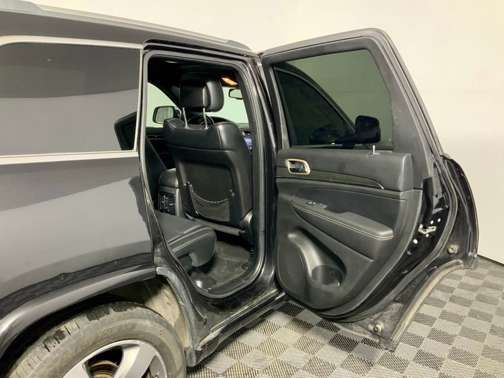 Used 2015 Jeep Grand Cherokee Overland w/ Advanced Technology Group image 27