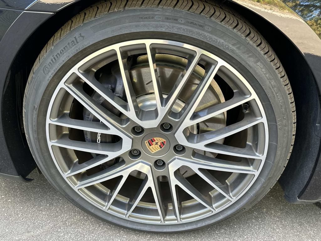 New 2025 Porsche Panamera 4 E-Hybrid AWD/4WD image 11