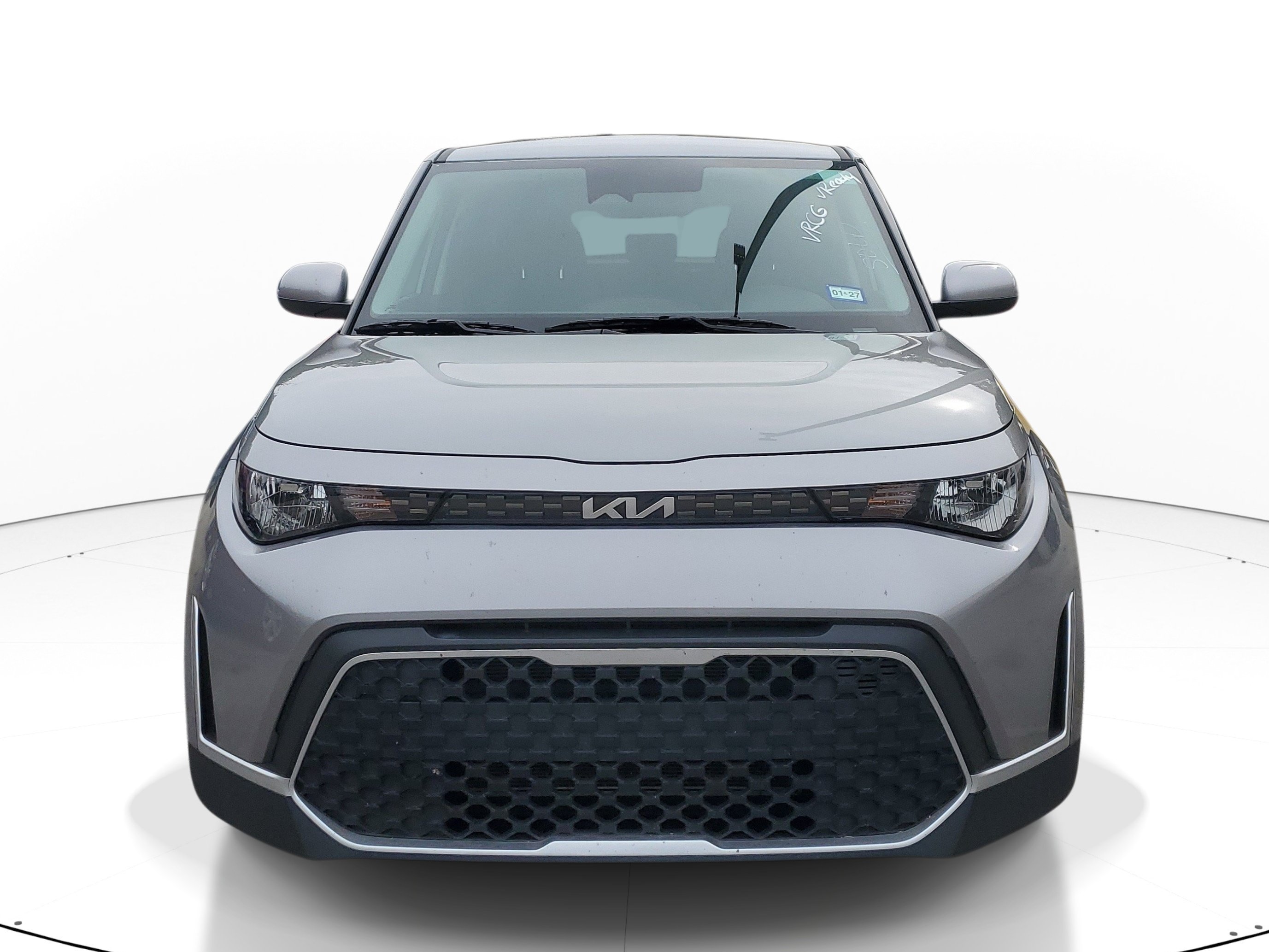 Used 2025 Kia Soul LX w/ LX Technology Package FWD image 2
