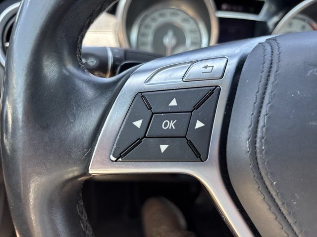 Used 2015 Mercedes-Benz SL 550 image 25