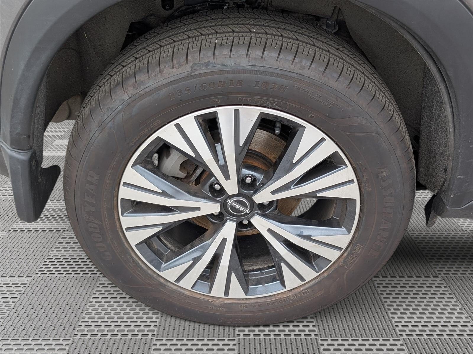 Used 2023 Nissan Rogue SV AWD/4WD image 11