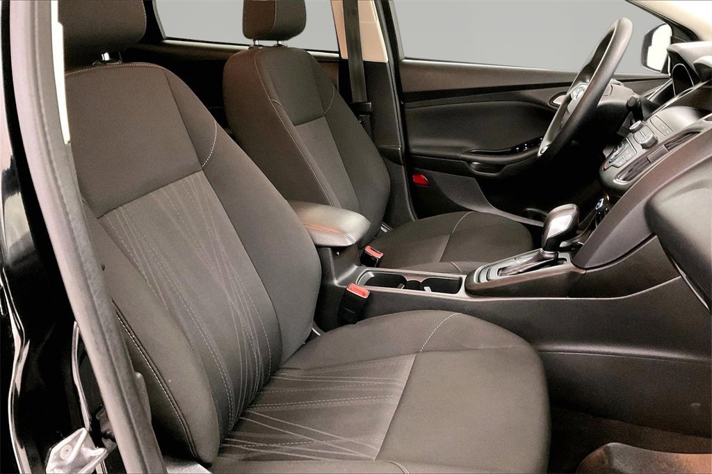 Used 2018 Ford Focus SE image 23