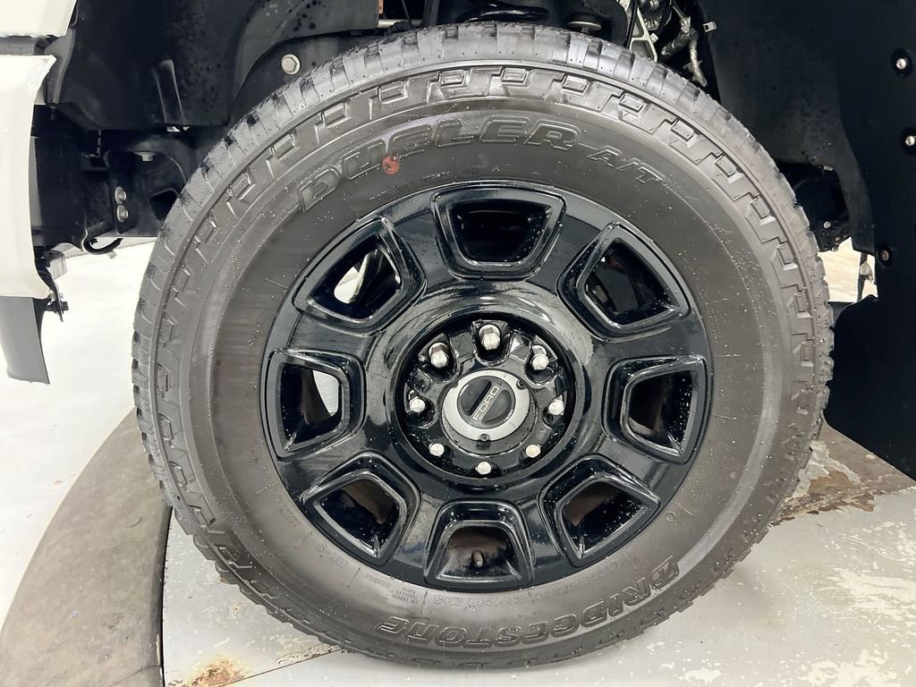 Used 2024 Ford F350 Platinum w/ Snow Plow Prep Package AWD/4WD image 27