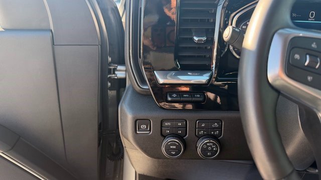 Certified 2025 Chevrolet Silverado 2500 LTZ w/ LTZ Plus Package image 18