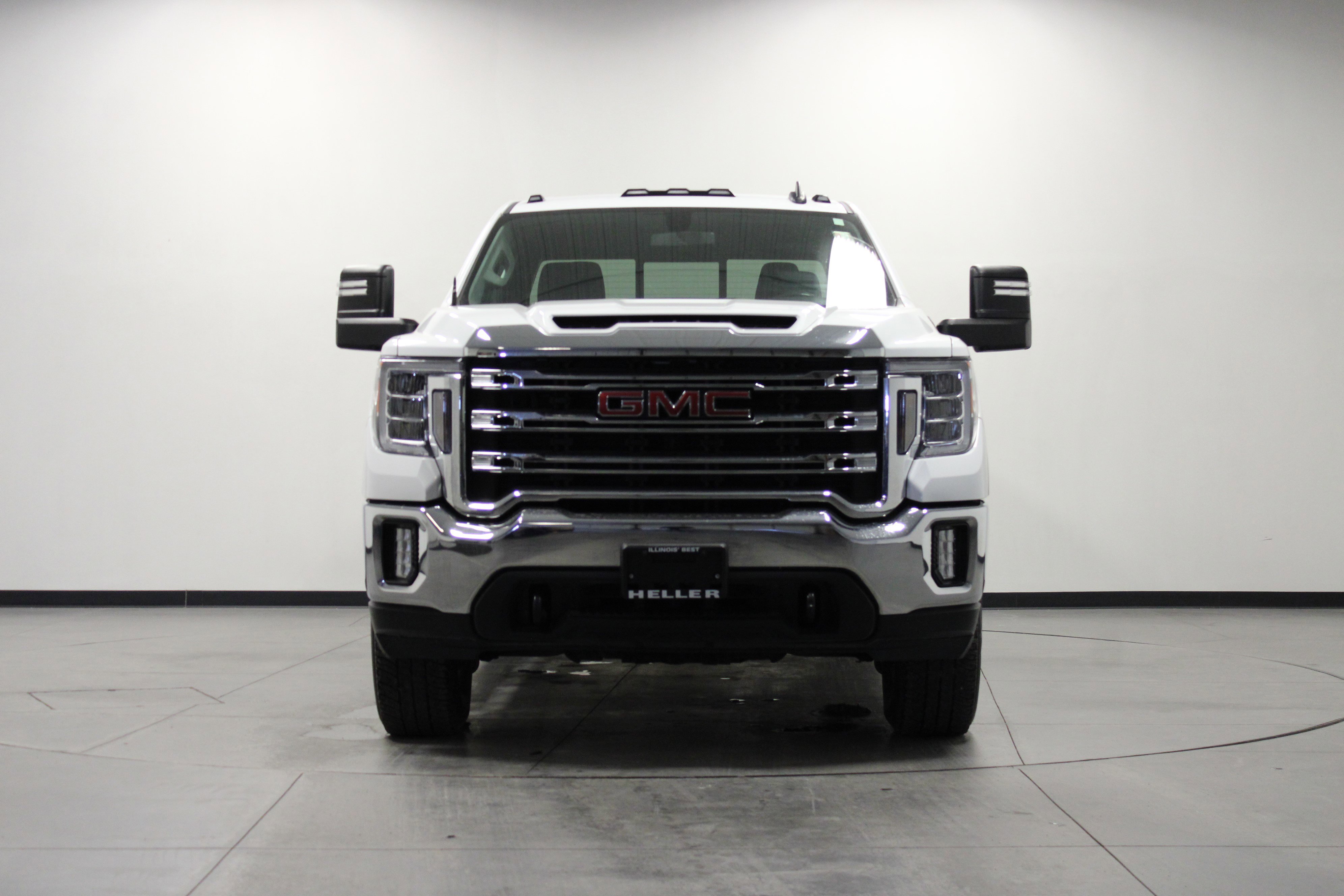 Used 2022 GMC Sierra 2500 SLE w/ SLE Value Package; image 9