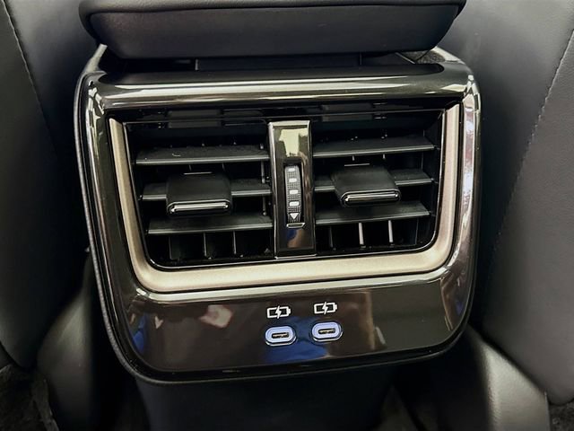 Used 2025 Toyota Crown Platinum image 26