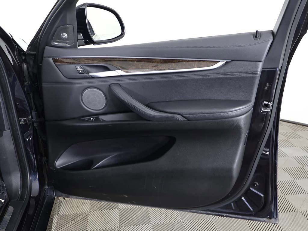 Used 2015 BMW X6 xDrive35i image 27