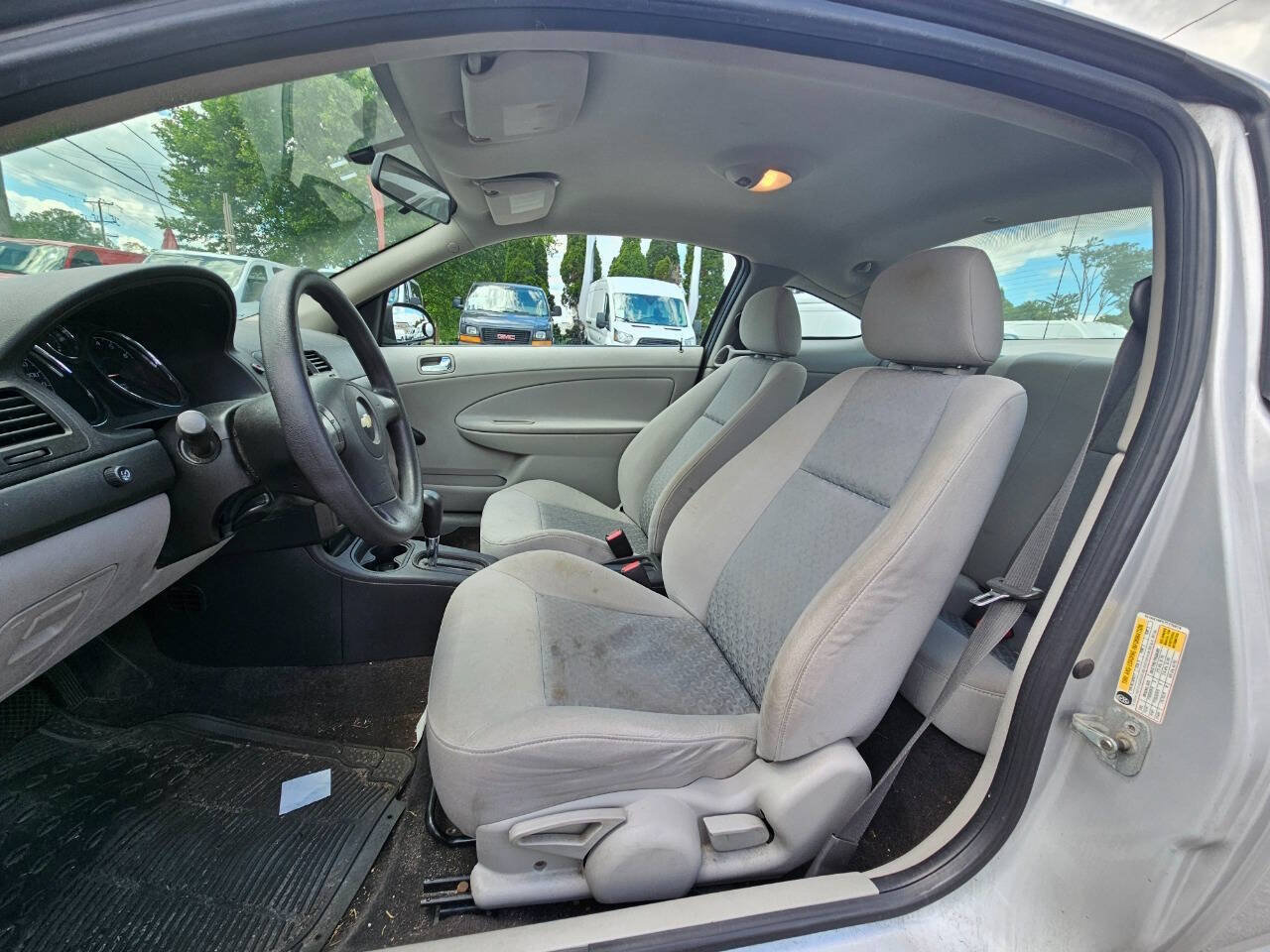 Used 2007 Chevrolet Cobalt LS w/ Enhanced Safety Package FWD image 11