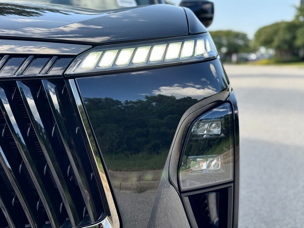 Used 2025 INFINITI QX80 Autograph AWD/4WD image 13