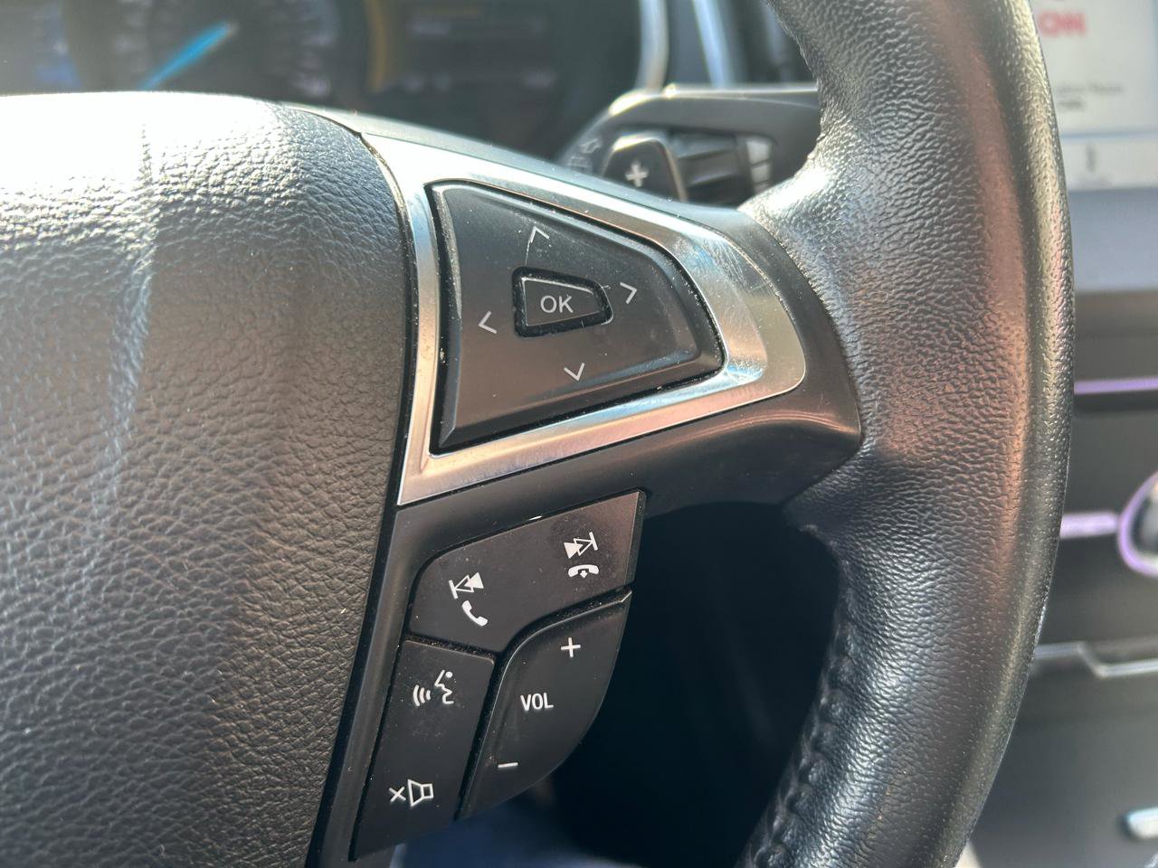 Used 2017 Ford Edge Titanium image 19