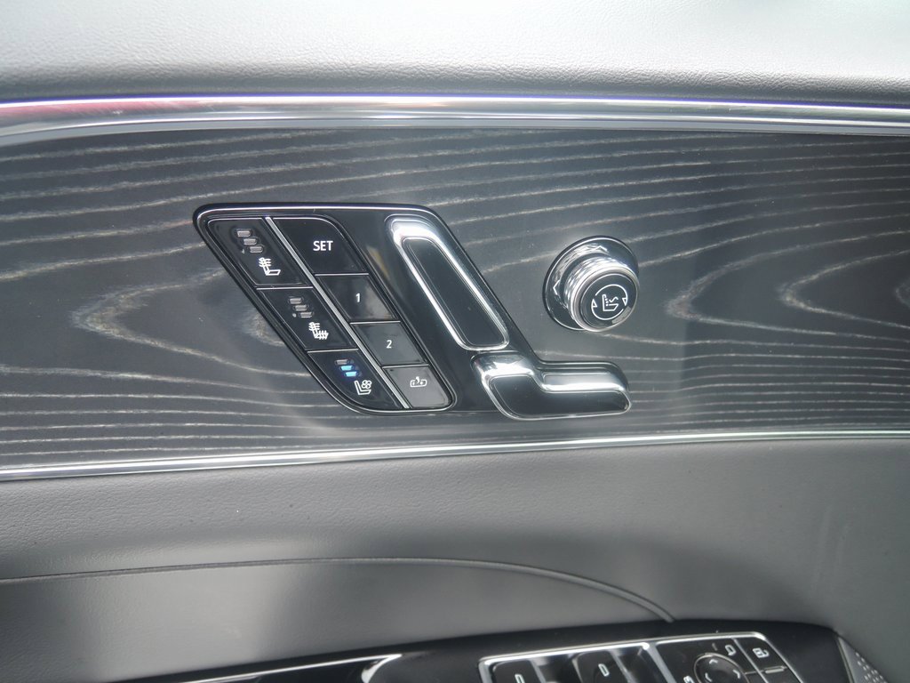 Used 2024 Cadillac Lyriq Luxury w/ LPO, Floor Liner Package image 32