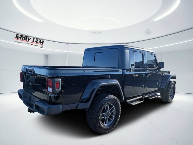 Used 2021 Jeep Gladiator Sport AWD/4WD image 3
