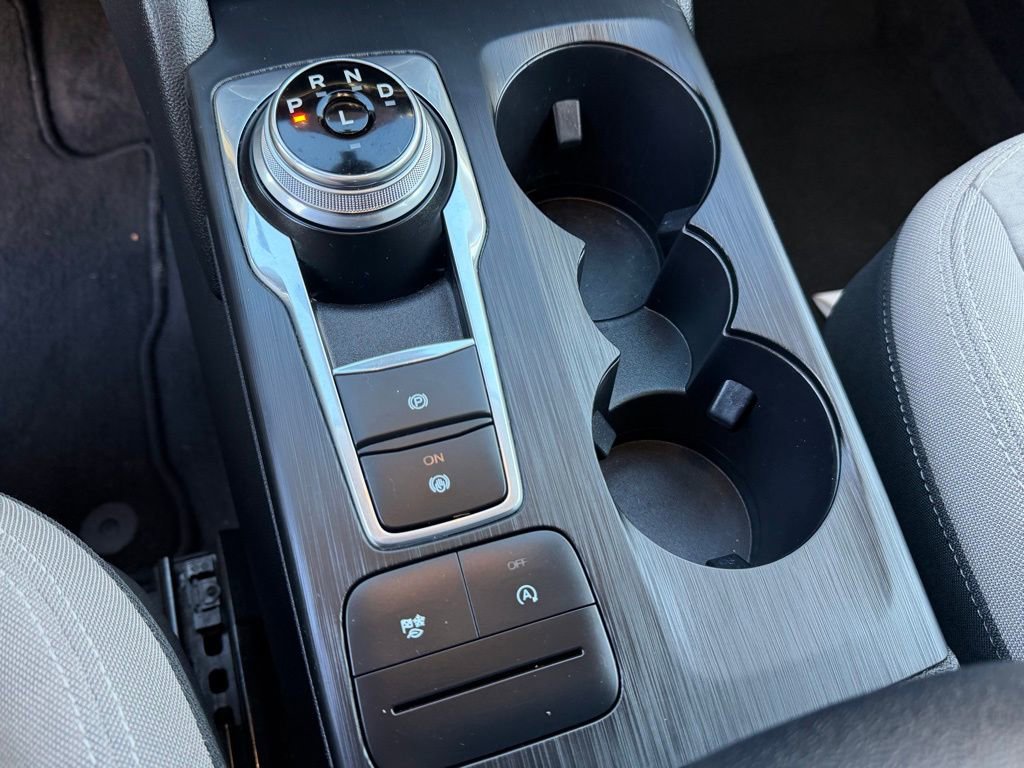 Used 2021 Ford Escape SE w/ Cold Weather Package image 27