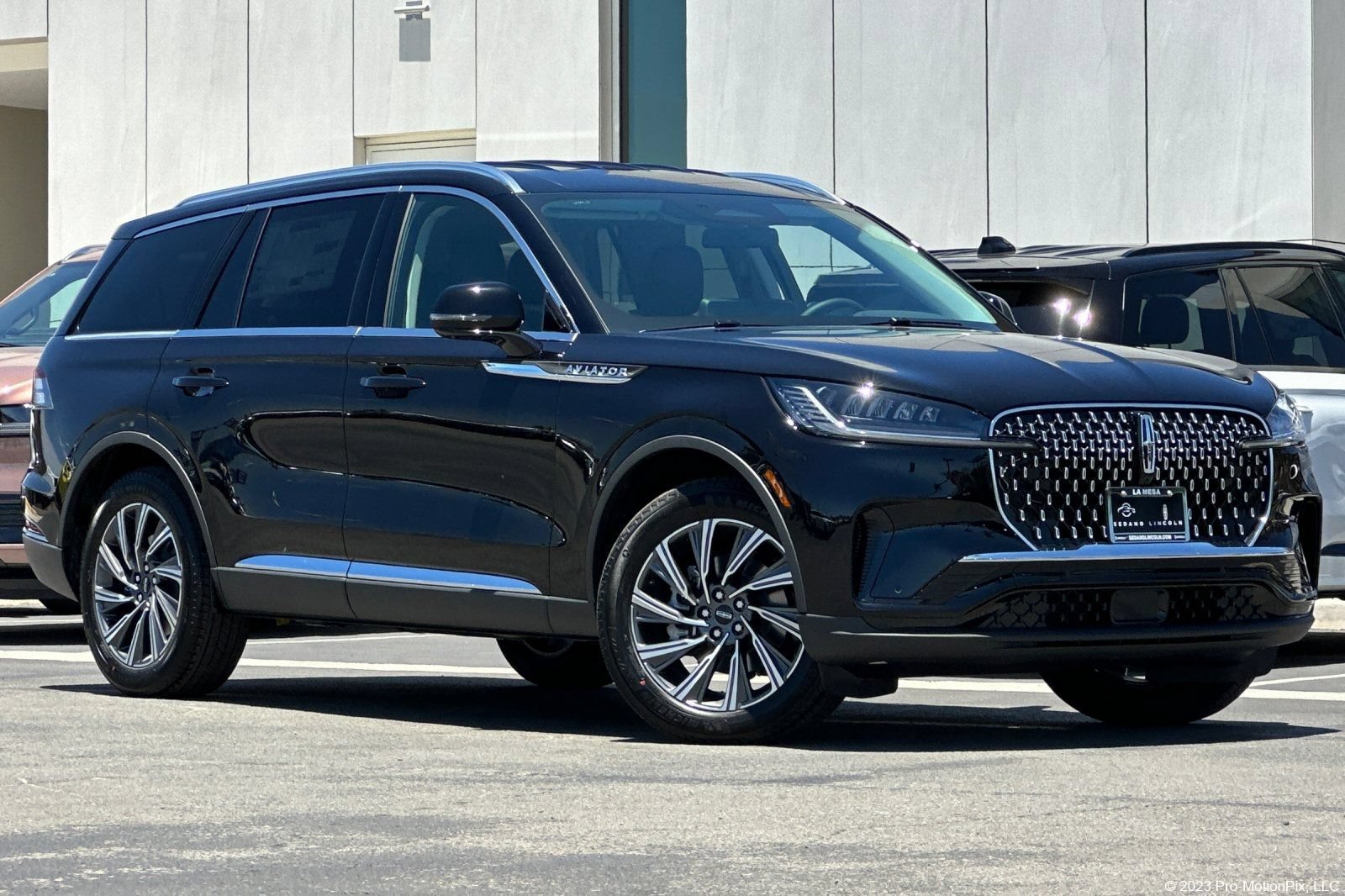 New 2026 Lincoln Aviator AWD image 1