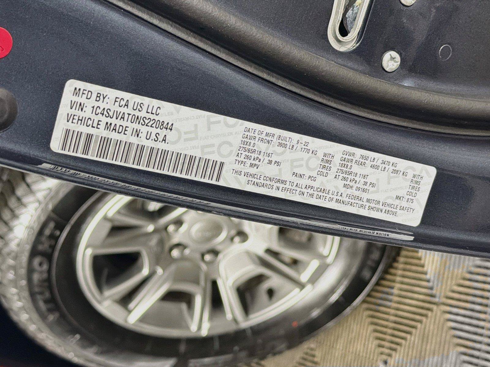 Used 2022 Jeep Wagoneer Series I AWD/4WD image 40