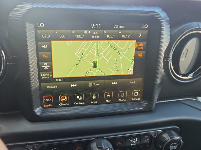 Used 2023 Jeep Wrangler Unlimited Sahara AWD/4WD image 20