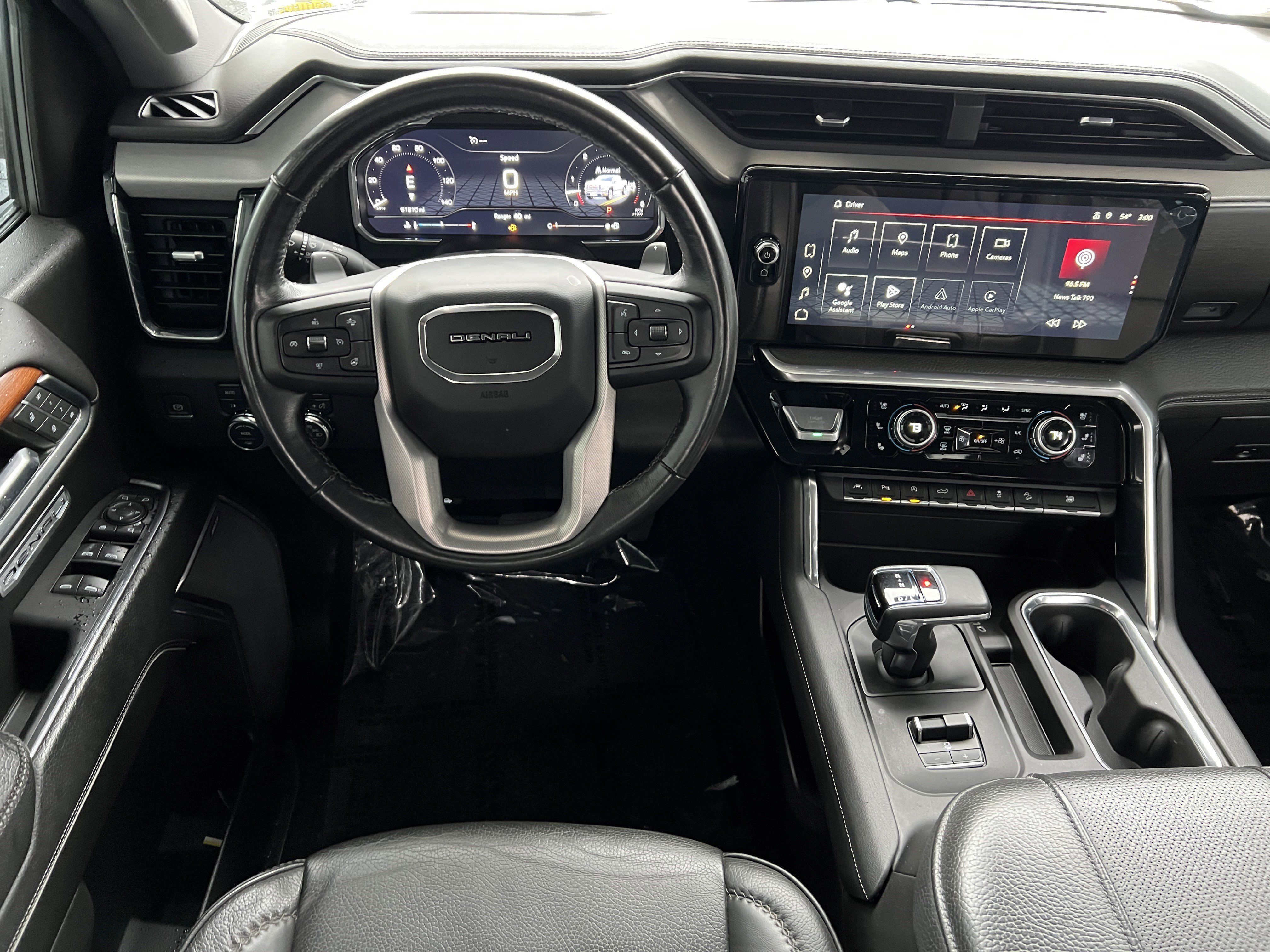 Used 2023 GMC Sierra 1500 Denali w/ Denali Carbonpro Edition AWD/4WD image 31