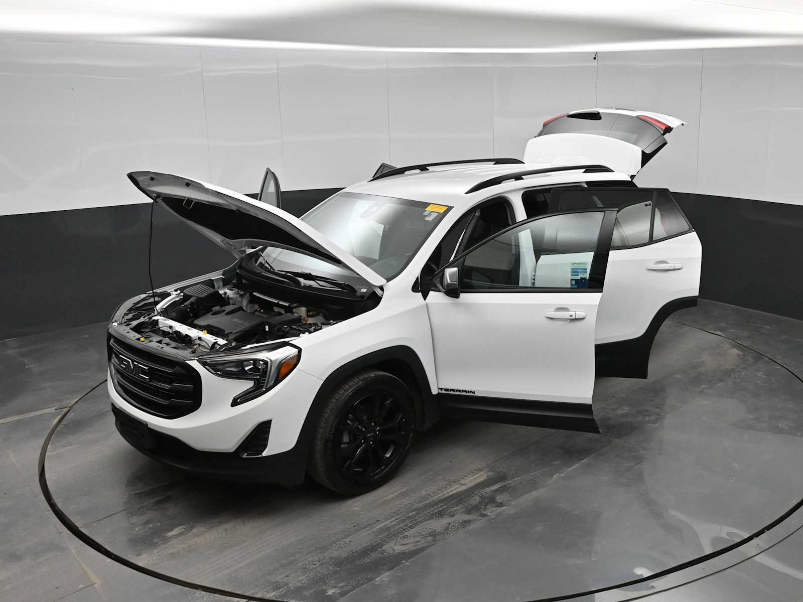 Used 2021 GMC Terrain SLE w/ Driver Convenience Package FWD image 43