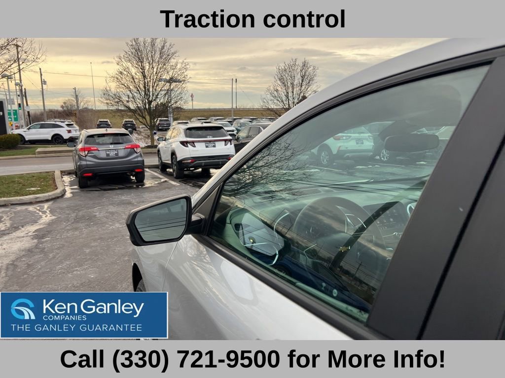 Used 2022 Chevrolet Equinox LS w/ LS Convenience Package image 24