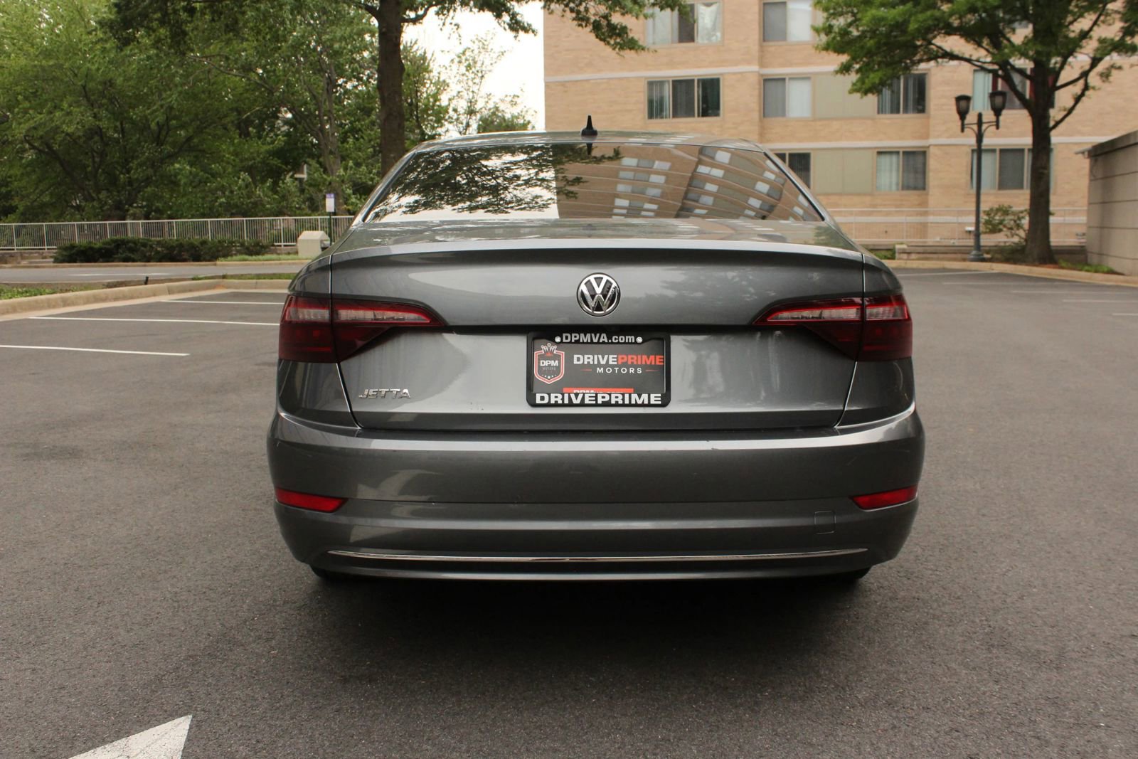 Used 2021 Volkswagen Jetta R-Line FWD image 8