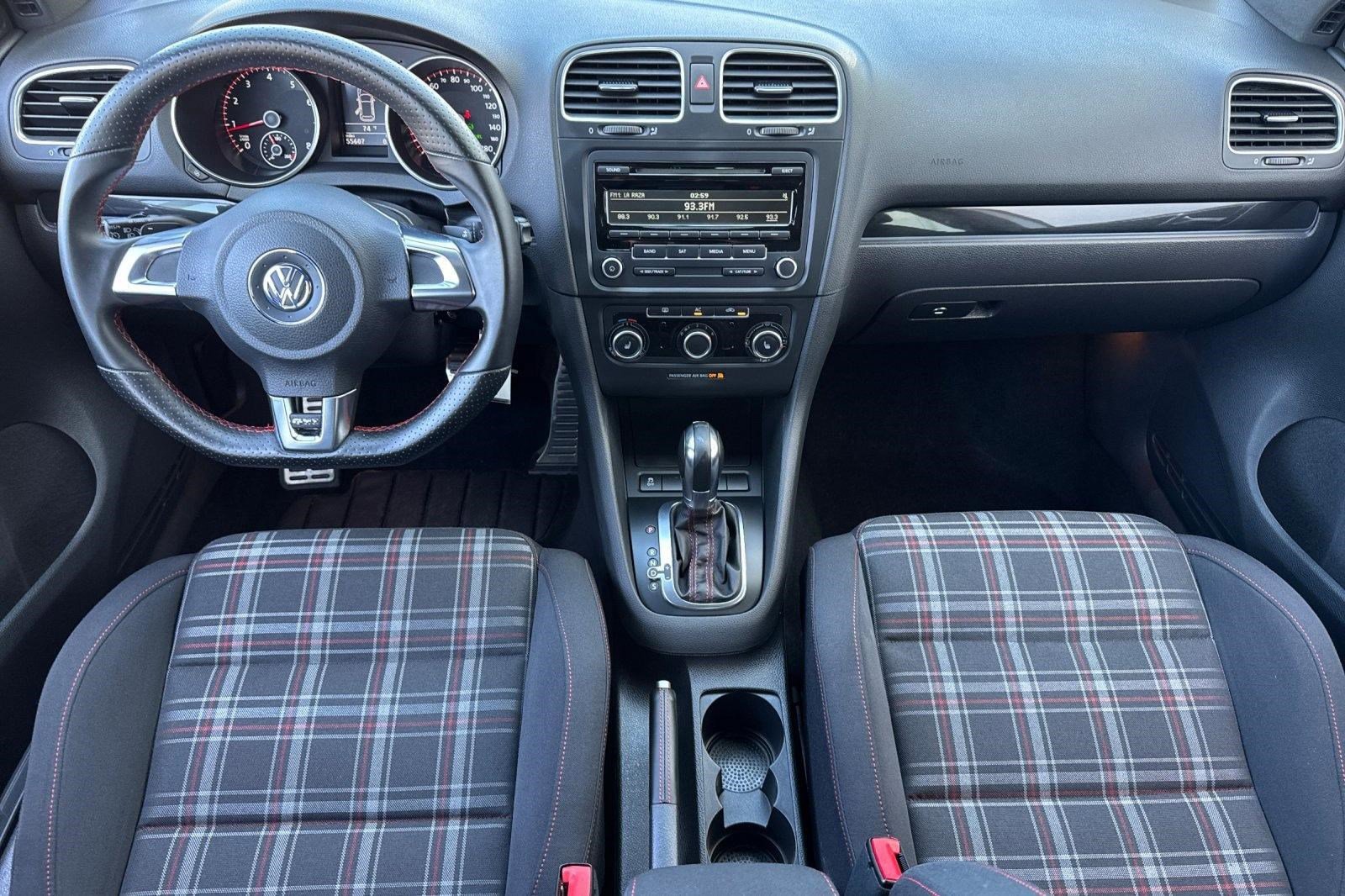 Used 2012 Volkswagen Golf 4-Door image 15