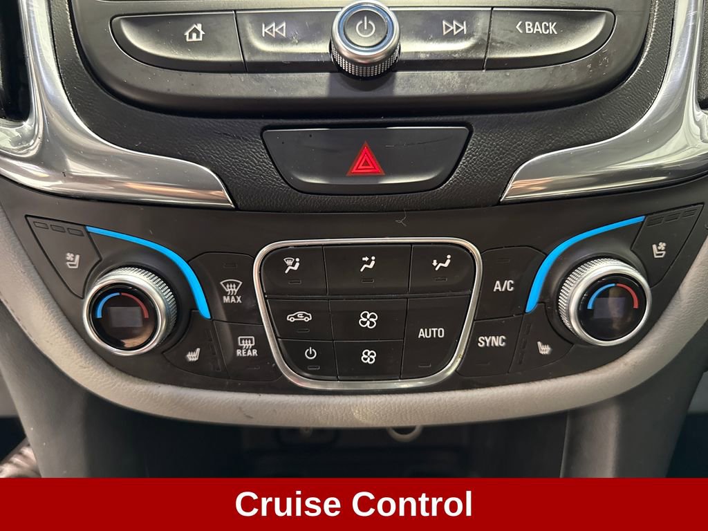 Used 2018 Chevrolet Equinox Premier AWD/4WD image 16