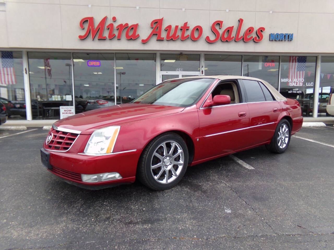 Used 2006 Cadillac DTS Performance FWD image 1