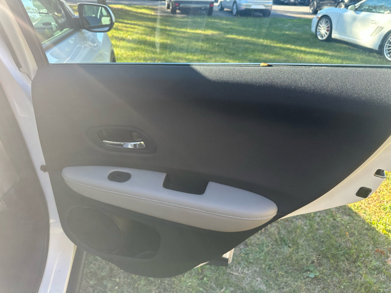 Used 2020 Honda HR-V LX image 19