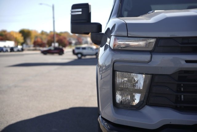 Used 2024 Chevrolet Silverado 2500 Custom w/ Custom Convenience Package image 15