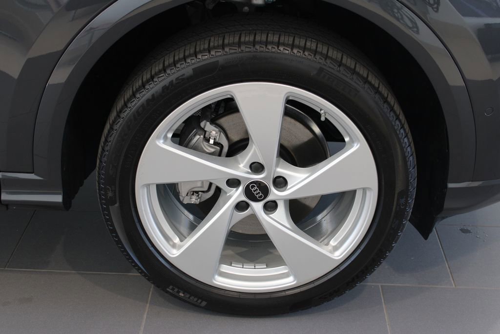 New 2025 Audi Q5 Premium Plus image 33