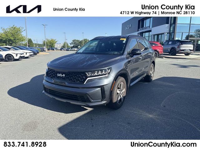 Certified 2022 Kia Sorento S FWD image 1